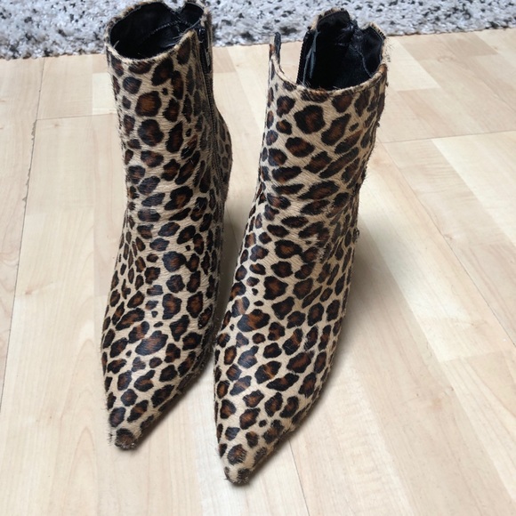 Pony Hair Leopard Print Booties size 8 - Picture 3 of 5